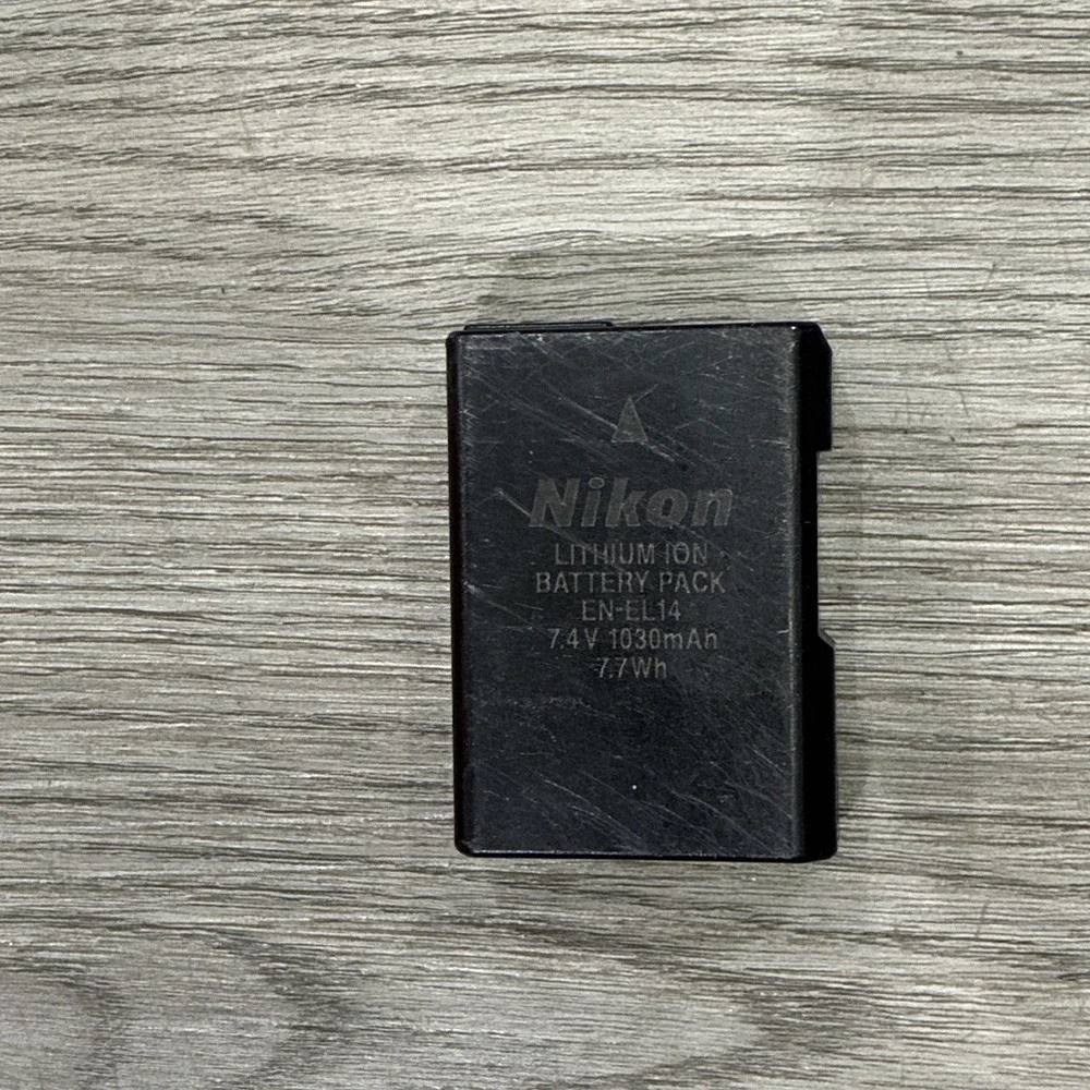 Genuine Nikon EN-EL14 Battery For D3500 D5100 D5200 D5300 D5500 D5600